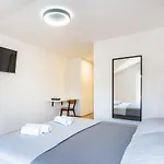 بيت ضيافة In With Sea View, Balcony, Air Conditioning, Wifi 4249-4