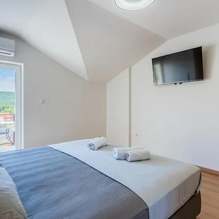In With Sea View, Balcony, Air Conditioning, Wifi 4249-4