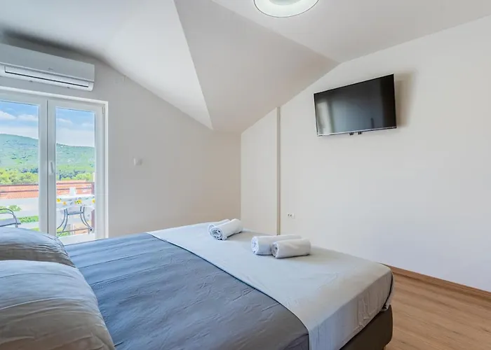 In With Sea View, Balcony, Air Conditioning, Wifi 4249-4